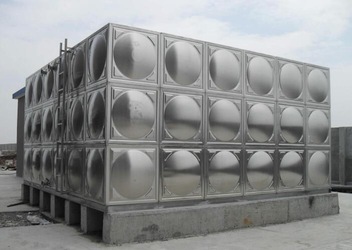 不銹鋼水箱生產(chǎn)廠家 不銹鋼水箱生產(chǎn)廠家