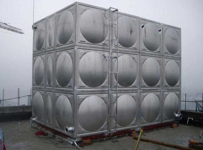 方形的不銹鋼水箱購(gòu)買時(shí)候主要留意些什么？